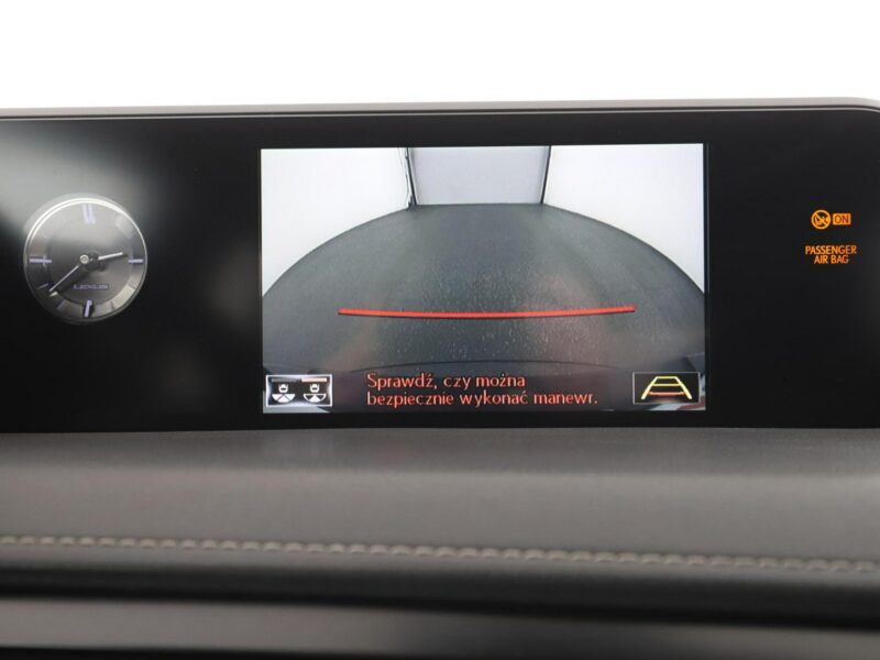 Lexus UX GRATIS! Pakiet Serwisowy o wartości 1000 zł!