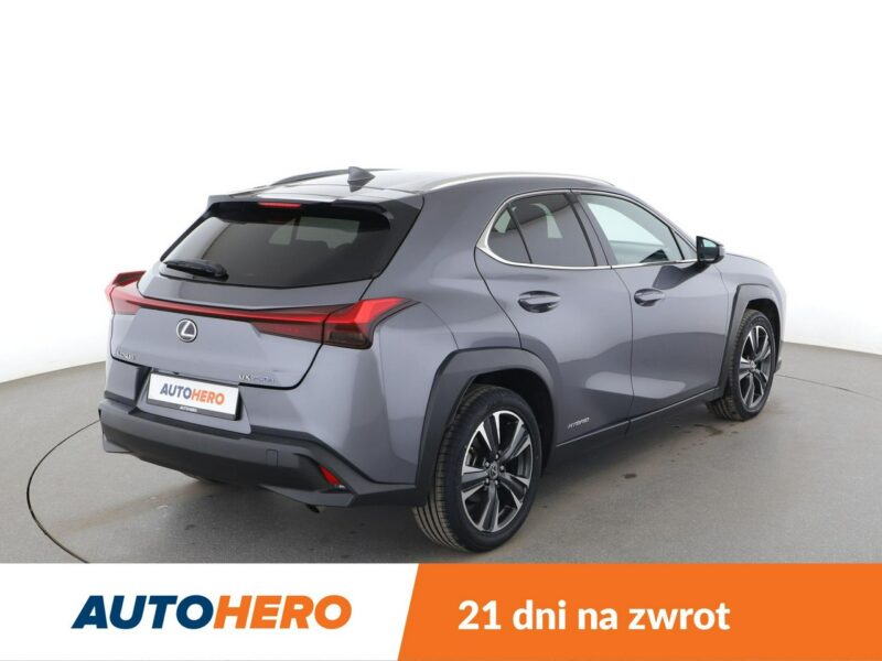 Lexus UX GRATIS! Pakiet Serwisowy o wartości 1000 zł!