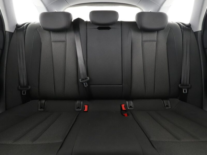 Audi A4 GRATIS! Pakiet Serwisowy o wartości 1000 zł! B9 (2015-)