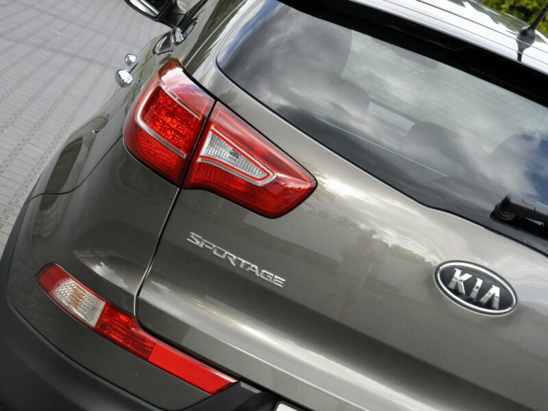 Kia Sportage 1,6i 135KM XL/Navi/Ledy/Serwis/PDC/Alufelgi/USB/1Rej. 2013. III (2010-2015)