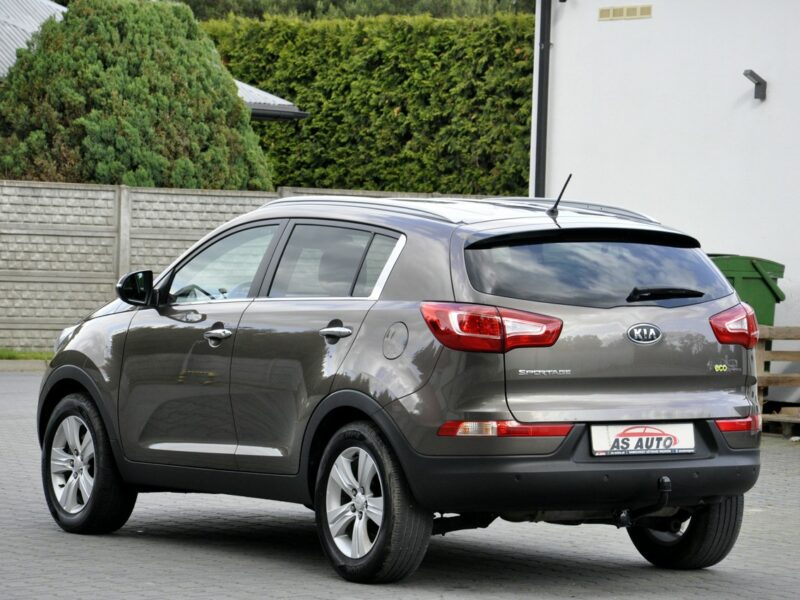 Kia Sportage 1,6i 135KM XL/Navi/Ledy/Serwis/PDC/Alufelgi/USB/1Rej. 2013. III (2010-2015)