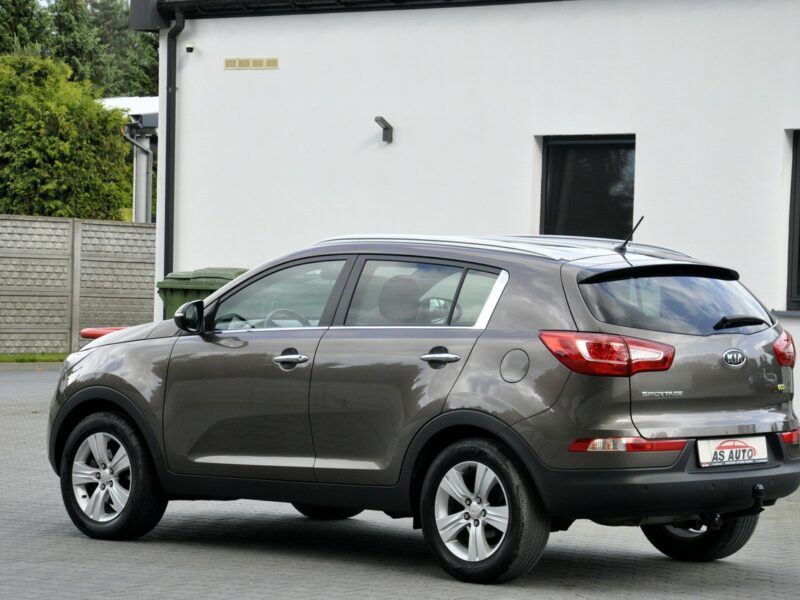 Kia Sportage 1,6i 135KM XL/Navi/Ledy/Serwis/PDC/Alufelgi/USB/1Rej. 2013. III (2010-2015)