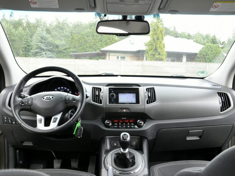 Kia Sportage 1,6i 135KM XL/Navi/Ledy/Serwis/PDC/Alufelgi/USB/1Rej. 2013. III (2010-2015)