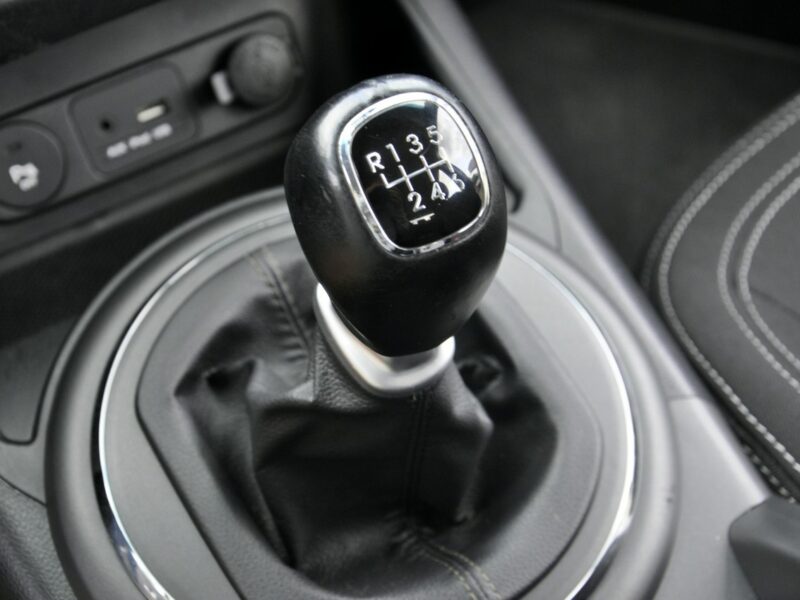 Kia Sportage 1,6i 135KM XL/Navi/Ledy/Serwis/PDC/Alufelgi/USB/1Rej. 2013. III (2010-2015)