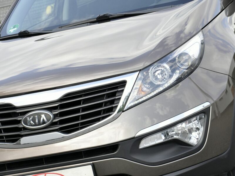 Kia Sportage 1,6i 135KM XL/Navi/Ledy/Serwis/PDC/Alufelgi/USB/1Rej. 2013. III (2010-2015)
