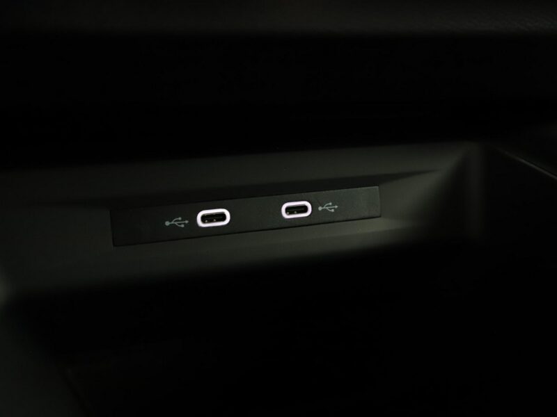 Cupra Formentor PHEV 245KM full LED el. sterowane i ogrzewane fotele navi virtual cocp