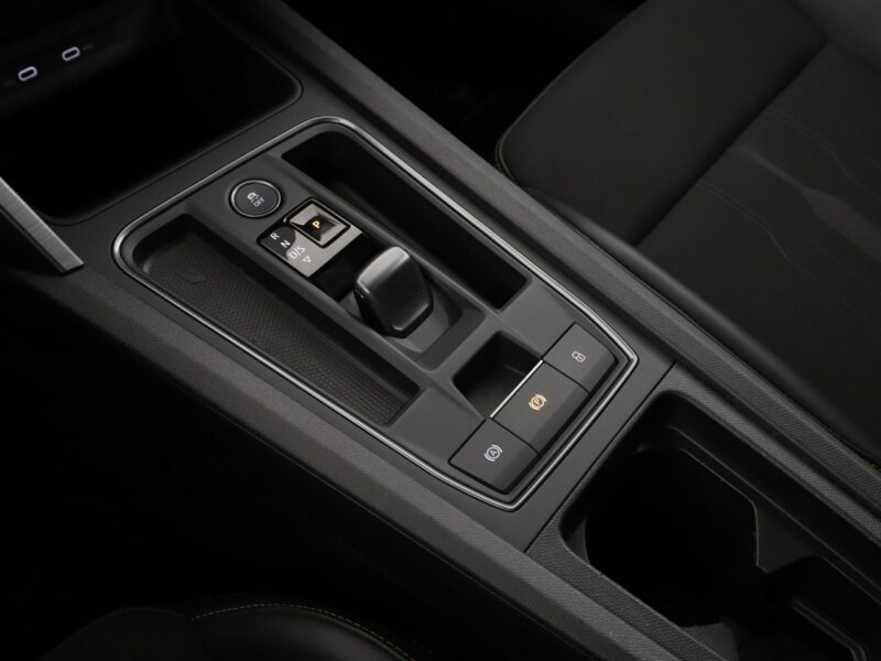 Cupra Formentor PHEV 245KM full LED el. sterowane i ogrzewane fotele navi virtual cocp