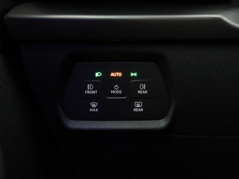 Cupra Formentor PHEV 245KM full LED el. sterowane i ogrzewane fotele navi virtual cocp