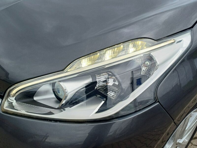 Peugeot 208 Nawigacja Parktronic I (2012-2019)