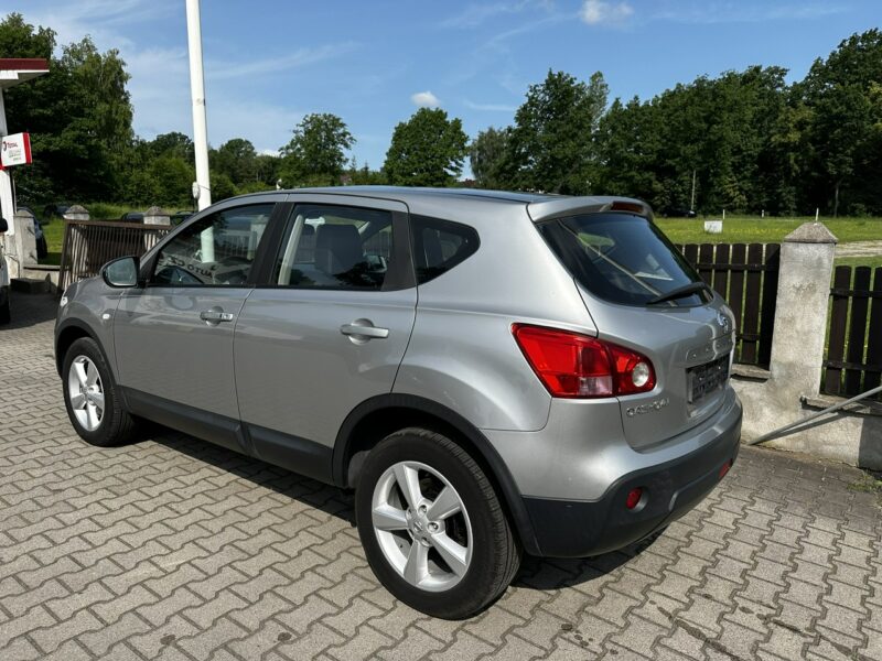 Nissan Qashqai 2,0 benzyna 141 ps 4x4 116 tyś km świeżo zarejestrowany kamera I (2007-2013)