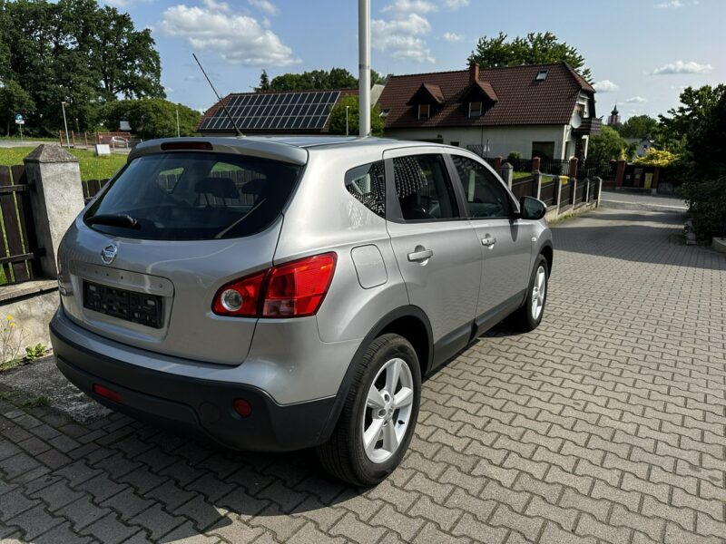 Nissan Qashqai 2,0 benzyna 141 ps 4x4 116 tyś km świeżo zarejestrowany kamera I (2007-2013)