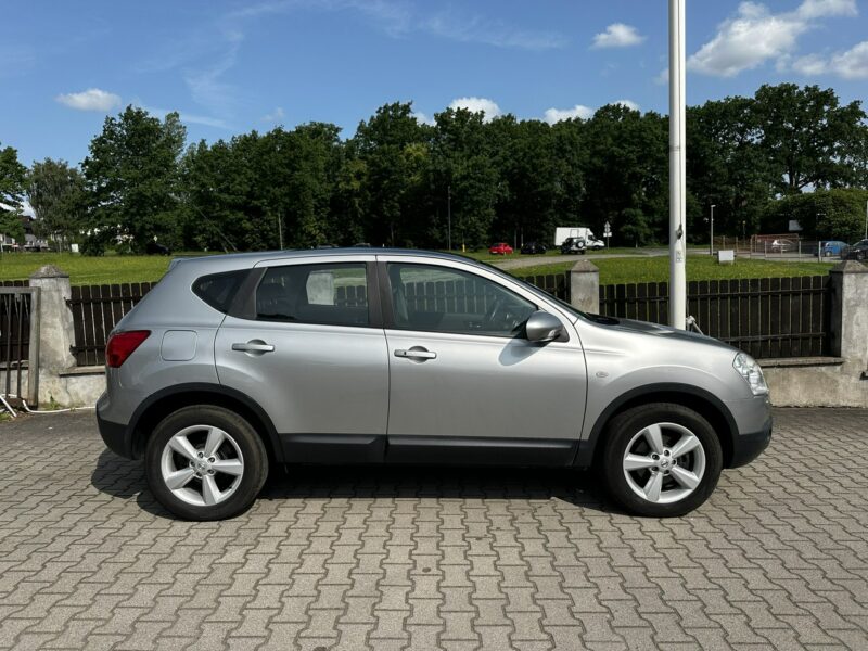 Nissan Qashqai 2,0 benzyna 141 ps 4x4 116 tyś km świeżo zarejestrowany kamera I (2007-2013)