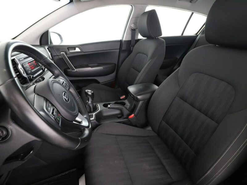 Kia Sportage PDC klima auto hrzane fotele bluetooth IV (2016-2021)