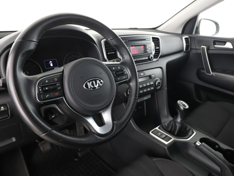 Kia Sportage PDC klima auto hrzane fotele bluetooth IV (2016-2021)
