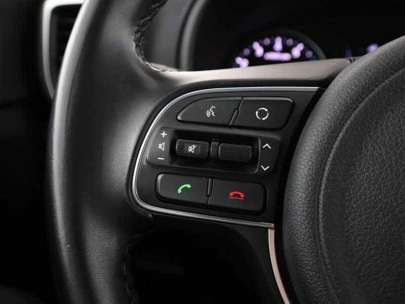 Kia Sportage PDC klima auto hrzane fotele bluetooth IV (2016-2021)