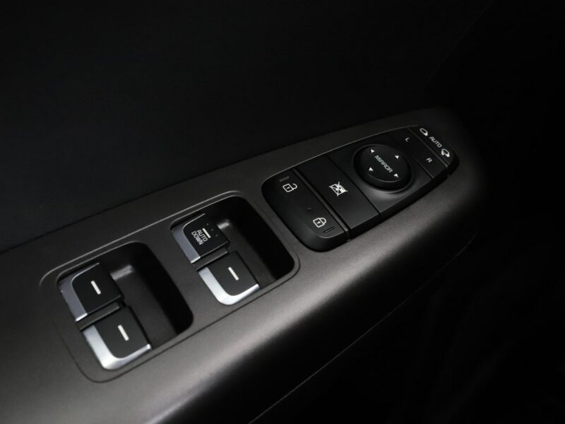 Kia Sportage PDC klima auto hrzane fotele bluetooth IV (2016-2021)