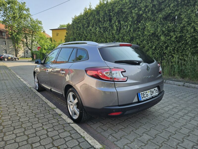 Renault Megane Klimatronic / Tempomat / Czujniki parkowania III (2008-2016)