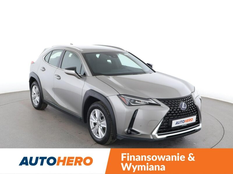 Lexus UX GRATIS! Pakiet Serwisowy o wartości 500 zł!
