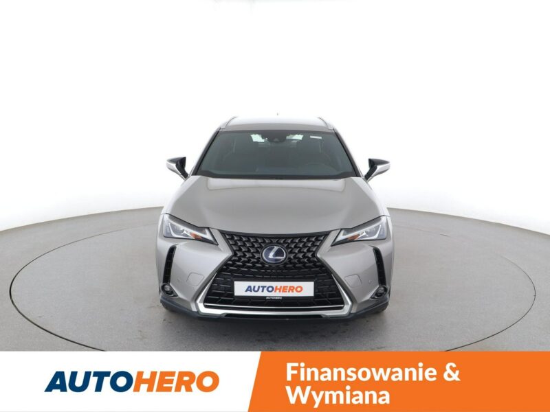 Lexus UX GRATIS! Pakiet Serwisowy o wartości 500 zł!