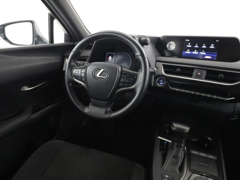Lexus UX GRATIS! Pakiet Serwisowy o wartości 500 zł!