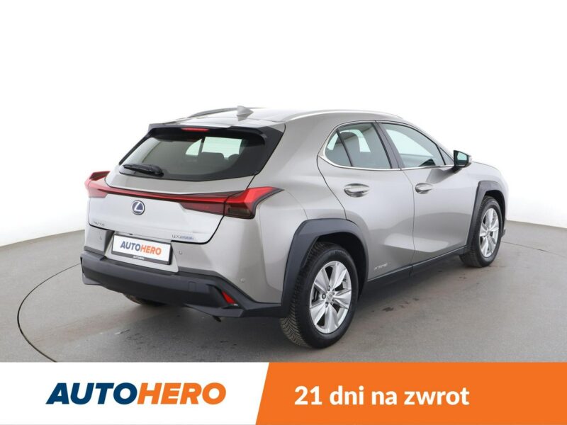 Lexus UX GRATIS! Pakiet Serwisowy o wartości 500 zł!