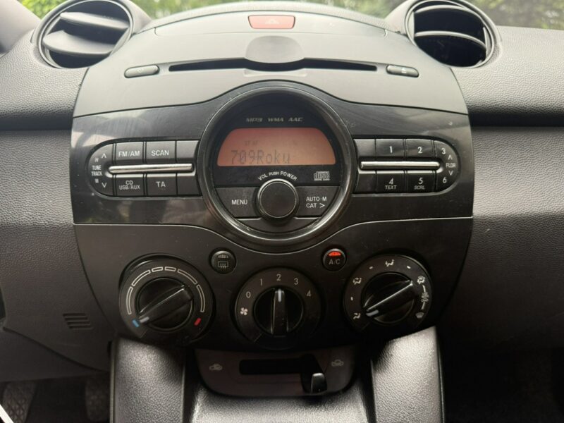 Mazda 2 1.4 Benzyna | Serwisowany | Gwarancja | Bogate wyposażenie | Zadbany II (2007-2014)