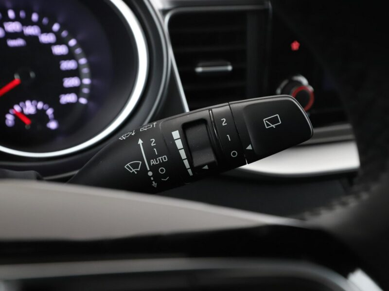 Kia XCeed klima auto kamera i czujniki parkowania LED multifunkcja