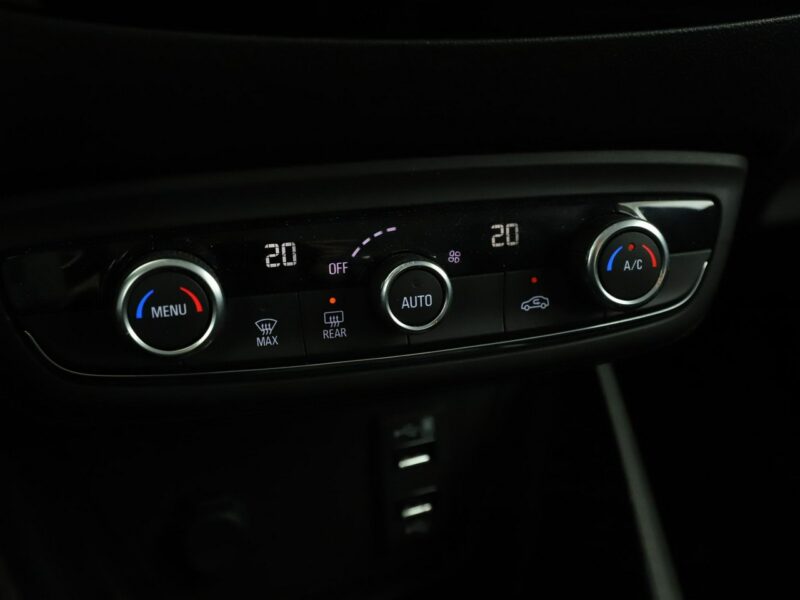 Opel Crossland X navi PDC-kamera klima-auto tempomat
