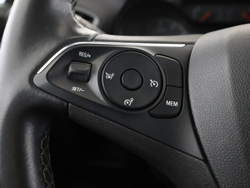 Opel Crossland X navi PDC-kamera klima-auto tempomat