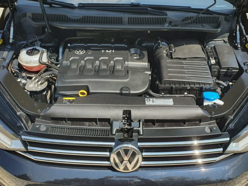 Volkswagen Touran 2.0 TDI # Highline # DSG # Navi # Climatronic # Alkantara # Super Stan III (2015-)