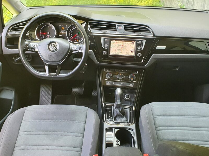 Volkswagen Touran 2.0 TDI # Highline # DSG # Navi # Climatronic # Alkantara # Super Stan III (2015-)