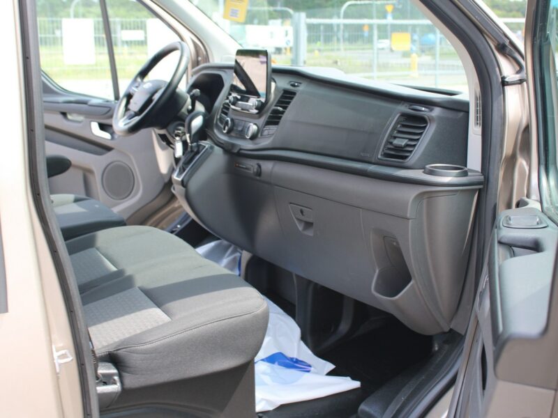 Ford Transit Custom 150HP L2 AUTOMAT Kamera Trend F-vat Gwarancja
