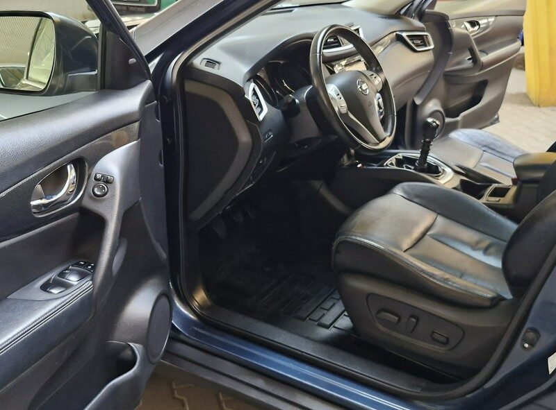 Nissan X-Trail 1 REJ 2017 !! ZOBACZ OPIS !! W podanej cenie roczna gwarancja III (2014-2021)