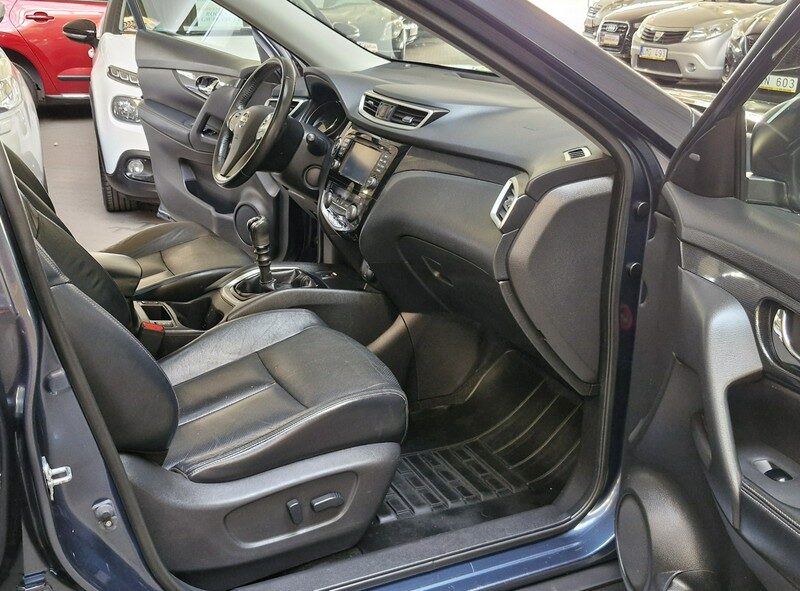 Nissan X-Trail 1 REJ 2017 !! ZOBACZ OPIS !! W podanej cenie roczna gwarancja III (2014-2021)
