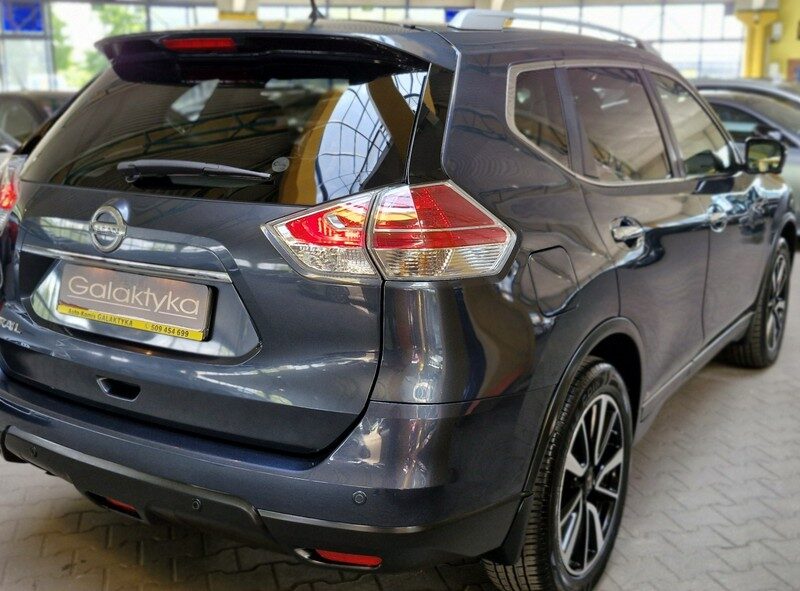 Nissan X-Trail 1 REJ 2017 !! ZOBACZ OPIS !! W podanej cenie roczna gwarancja III (2014-2021)