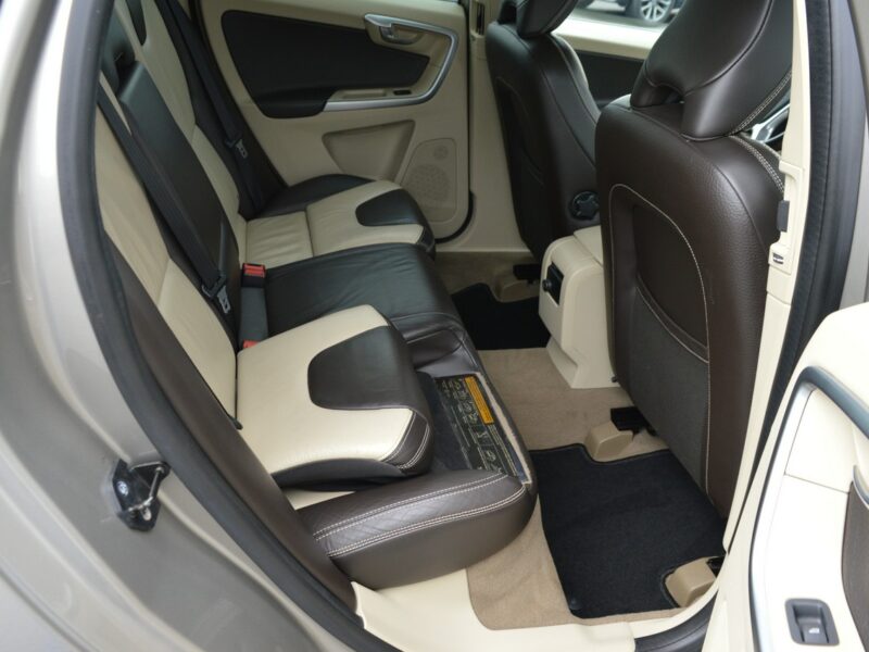 Volvo XC 60 2.0 D3 Automat 100% bezwypadkowy Skóra Navi Radar Bluetooth 175 tys.km I (2008-2017)