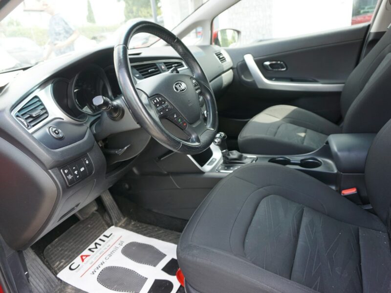 Kia Cee'd polski salon, niski przebieg III (2018-)