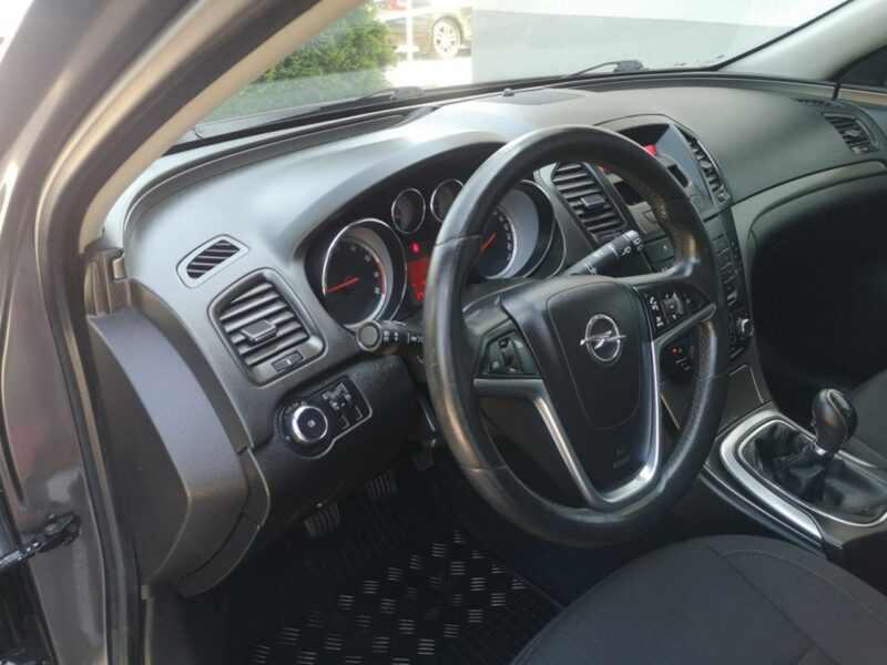 Opel Insignia 1,6 Turbo 180KM Klimatr Tempomat Salon Polska GAZ Alu 18" Gwarancja A (2008-2017)