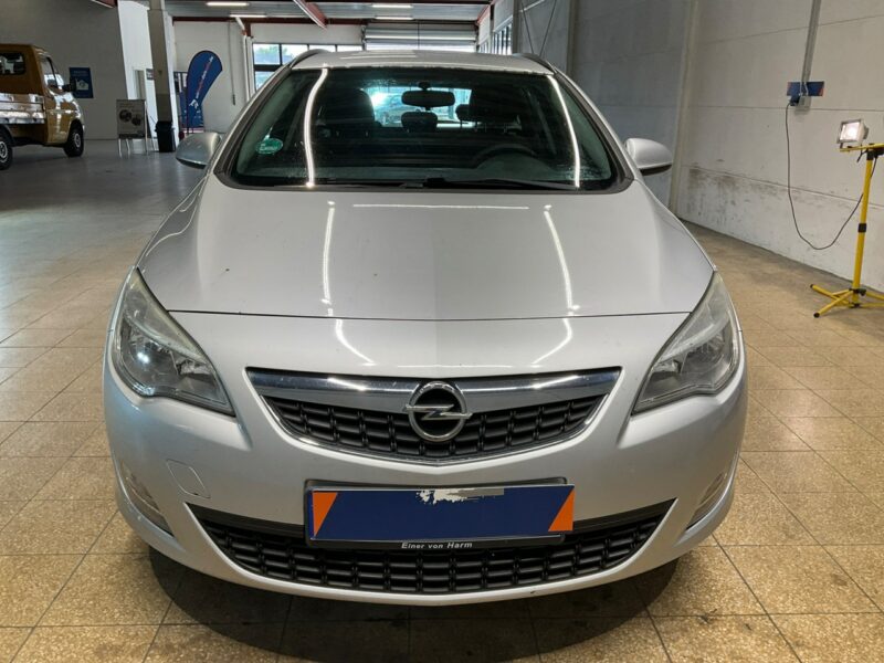 Opel Astra Oszczędny Diesel, klimatyzacja, niski przebieg, 8 airbag, isofix J (2009-2019)
