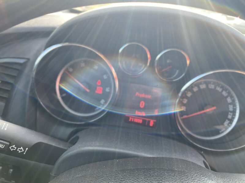 Opel Astra Oszczędny Diesel, klimatyzacja, niski przebieg, 8 airbag, isofix J (2009-2019)