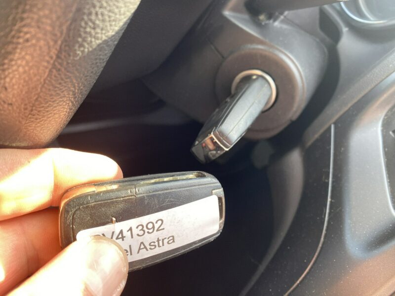 Opel Astra Oszczędny Diesel, klimatyzacja, niski przebieg, 8 airbag, isofix J (2009-2019)