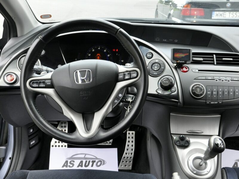 Honda Civic 1,8i-Vtec 140KM SPORT/Serwisowany/Parktronic/Alufelgi/USB/ VIII (2006-2011)
