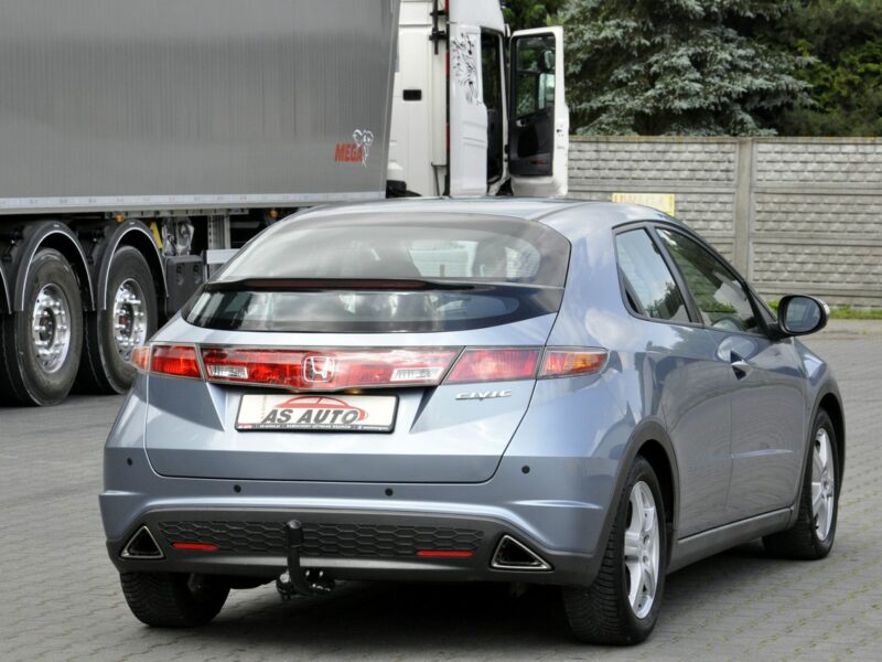 Honda Civic 1,8i-Vtec 140KM SPORT/Serwisowany/Parktronic/Alufelgi/USB/ VIII (2006-2011)