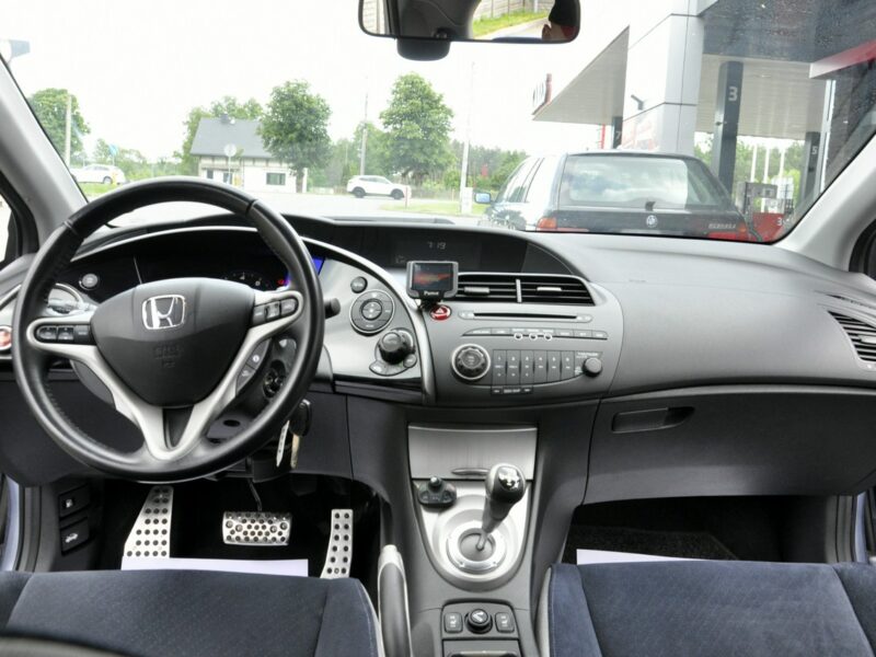 Honda Civic 1,8i-Vtec 140KM SPORT/Serwisowany/Parktronic/Alufelgi/USB/ VIII (2006-2011)