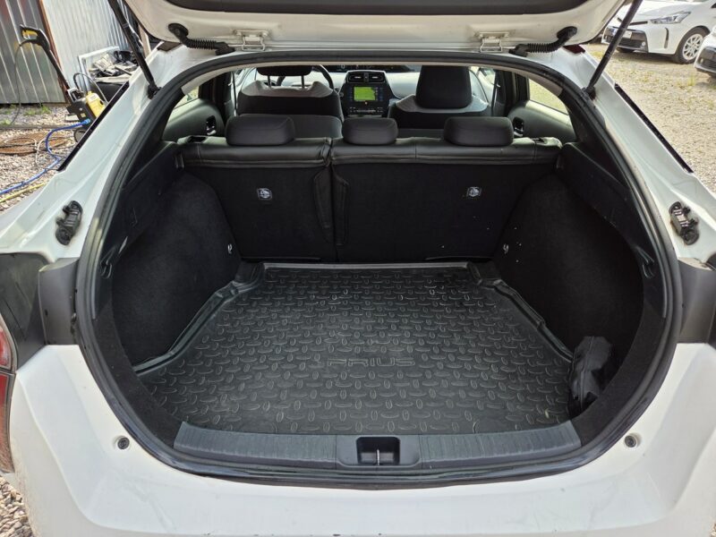 Toyota Prius 1.8 HSD 136KM Ledy Kamera Ast. Pasa Distronic Super Stan Serwis! V (2015-)