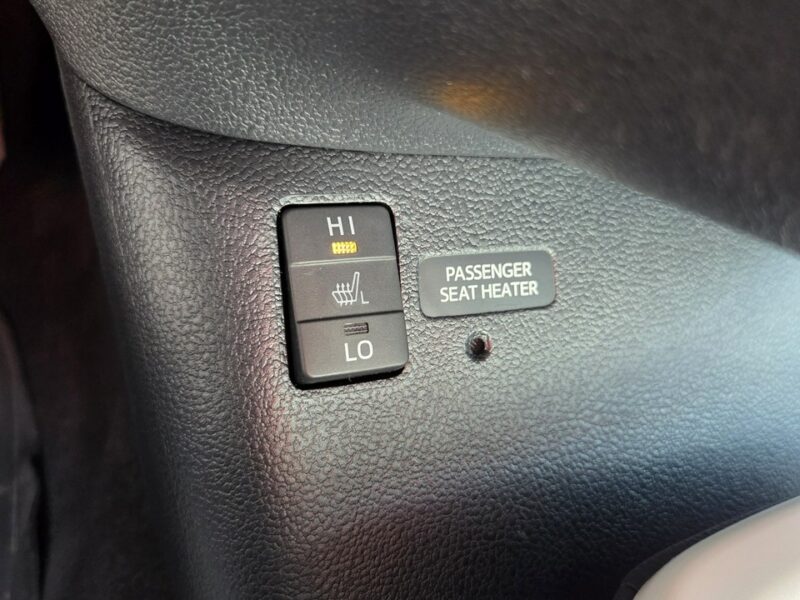 Toyota Prius 1.8 HSD 136KM Ledy Kamera Ast. Pasa Distronic Super Stan Serwis! V (2015-)