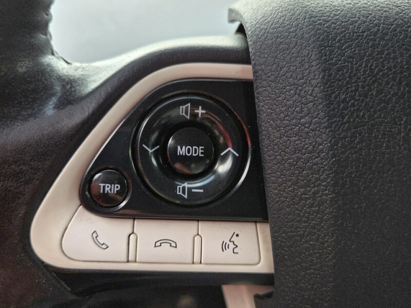 Toyota Prius 1.8 HSD 136KM Ledy Kamera Ast. Pasa Distronic Super Stan Serwis! V (2015-)
