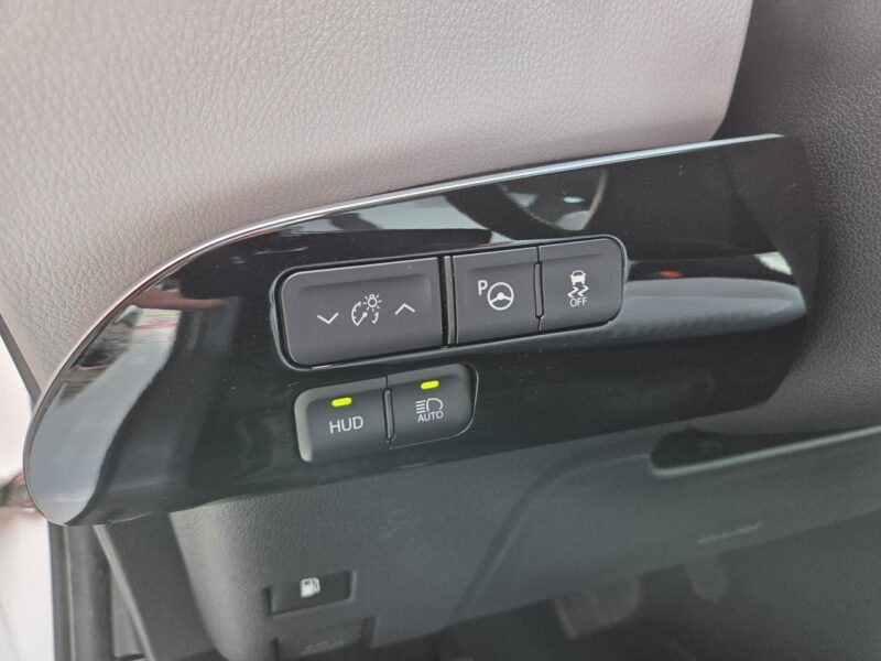 Toyota Prius 1.8 HSD 136KM Ledy Kamera Ast. Pasa Distronic Super Stan Serwis! V (2015-)
