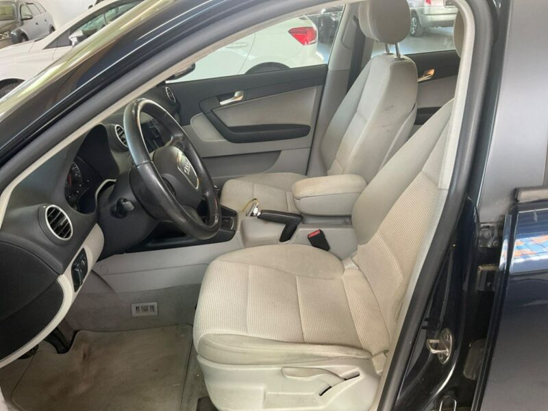Audi A3 1,8 T 160KM ,klimatronik, isofix, 8 airbag, zarejestrowany 8P (2003-2012)
