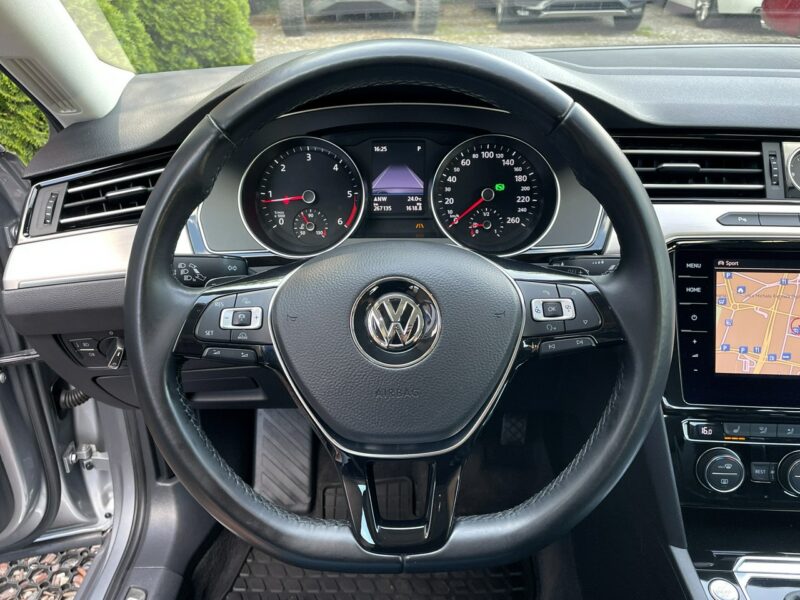 Volkswagen Passat LED, Klima, Navi, Temp, Asystenci, Kamera, Grzane Fotele, Martwe Pole B8 (2014-2023)